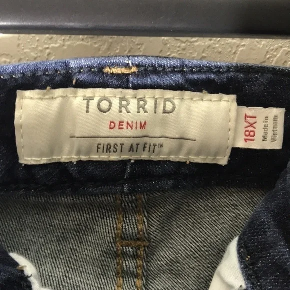Torrid women’s jeans​ - Picture 4 of 5